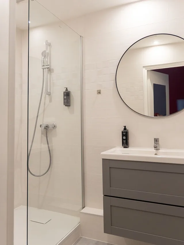 غرفة كلاسيكية بسرير كوين وسريرين منفصلين، Le Clocher de Rodez Ex Quality Hotel Le Clocher de Rodez 9/10
