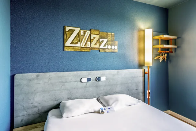 Room, Double Bed, ibis budget Pertuis Portes du Luberon 4/10