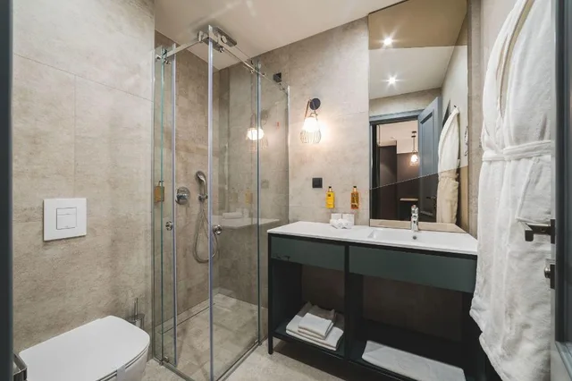 غرفة قياسية بسرير مزدوج، Signum Hotel 4/6