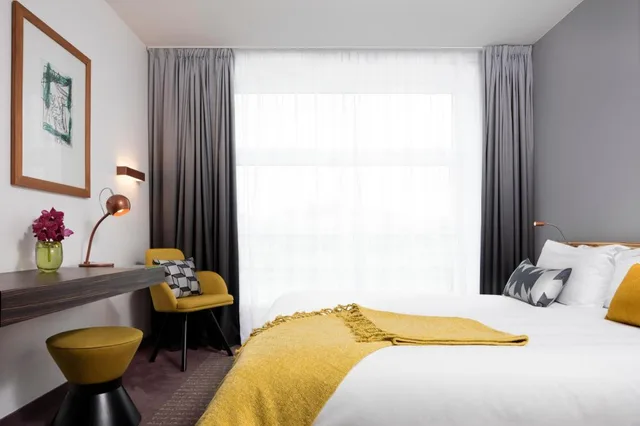 Art, Double Bed, Courtyard View، ART'OTEL BERLIN MITTE 1/2