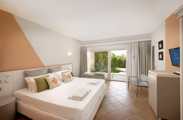 Superior, Double Bed, Chia Laguna - Hotel Village 1/5