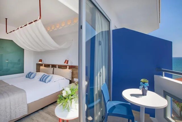 Superior, Double Bed, Lateral Side Sea View، Lordos Beach Hotel and Spa 10/10