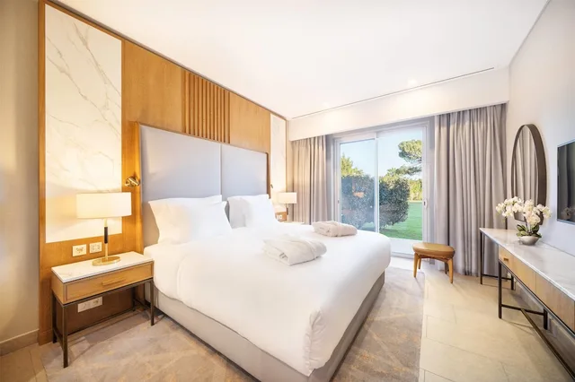 1 Bedroom, Sunrise, Suite, King Bed, Sofa، Wyndham Grand Algarve 4/7