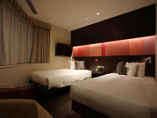 Superior, Single Bed, Red Roof Inn And Suites Osaka Namba Nippombashi 2/6