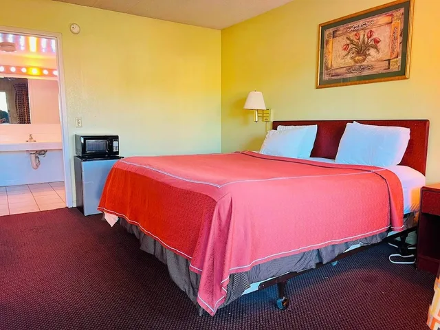 غرفة بسرير كينج، Barrington Hotel Schaumberg Near I 90 10/10