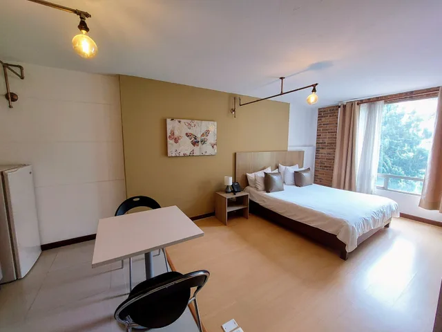 لوفت سوبيريور بسرير كوين، Viaggio Urbano 4/5