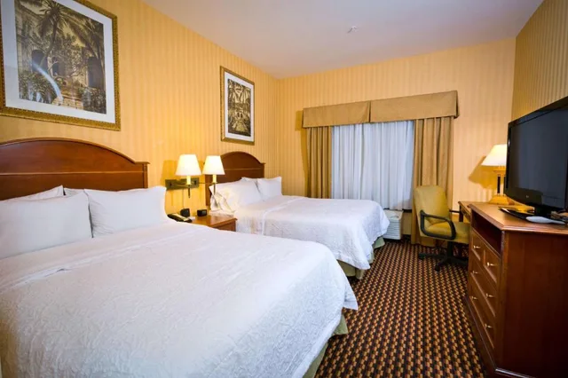 استوديو بسريرين كوين مع أريكة لذوي الإعاقة، Hampton Inn And Suites Sacramento Cal Expo 4/8