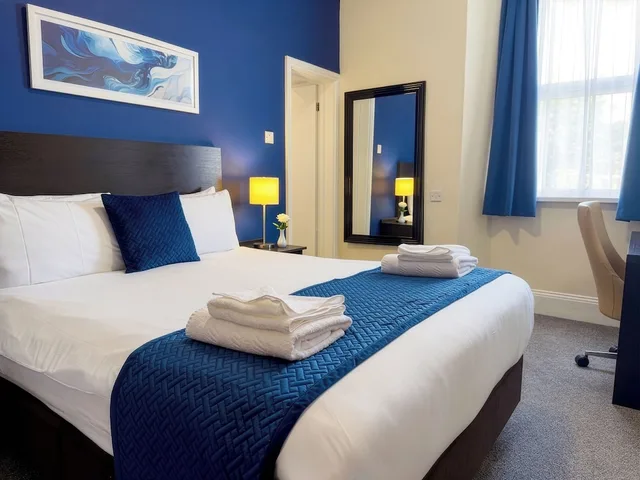 غرفة بسرير مزدوج، Esplanade Hotel 2/8