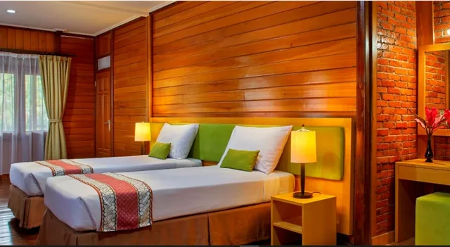 4 Bedrooms, V VIP، Jambuluwuk Convention Hall And Resort Puncak 1/1