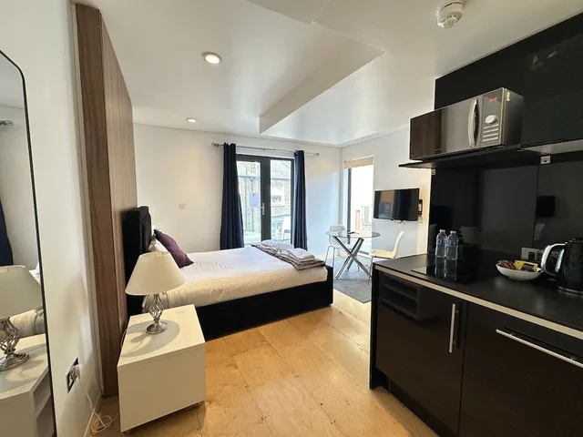 استوديو ديلوكس بسرير مزدوج بحمام خاص، Room Home Stay 6/10