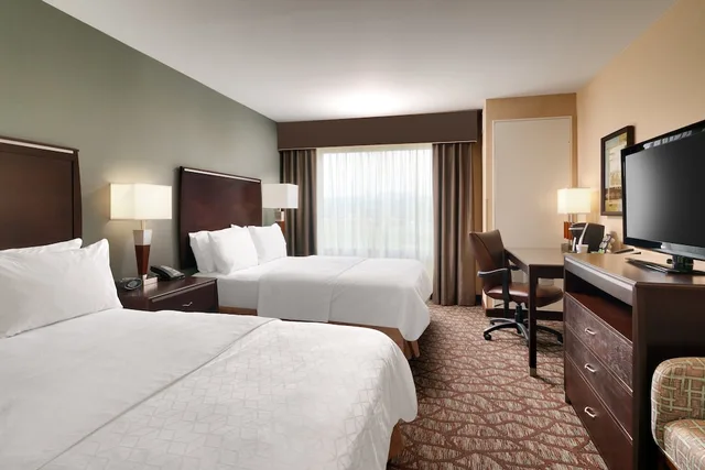 غرفة قياسية بسريرين كوين لذوي الإعاقة، Holiday Inn Express Hotel And Suites Butte 1/4