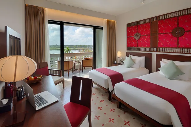 Grand, Twin Beds, Pool and River View، RiverTown Hoi An Resort & Spa 7/10