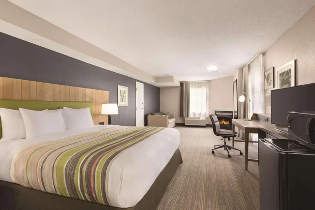 غرفة بريميوم بسرير مزدوج، Country Inn & Suites by Radisson, Pigeon Forge South, TN 1/2