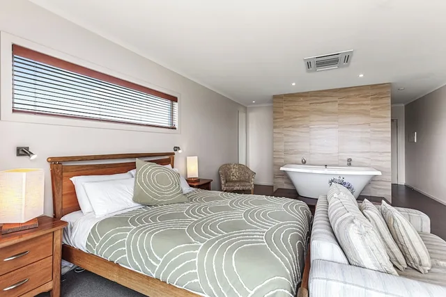 Bridge, Suite, Queen Bed، Captains At The Bay 2/10