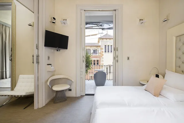 Royal, Design, Suite, King and Twin Beds، El Palauet Royal Suites 4/10