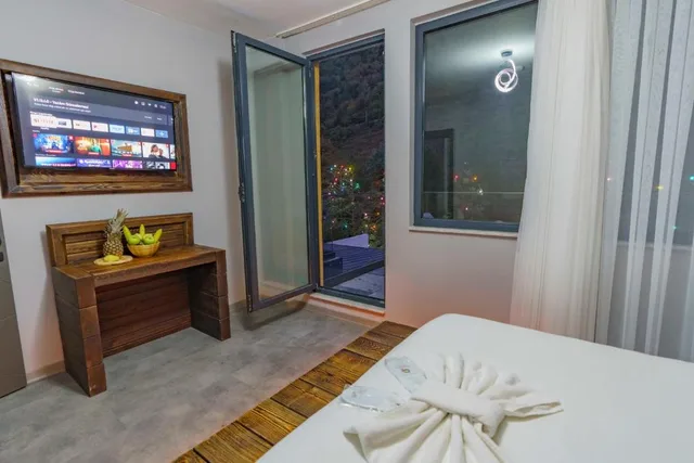 غرفة ديلوكس بشرفة، MacarTasi hotel 3/9