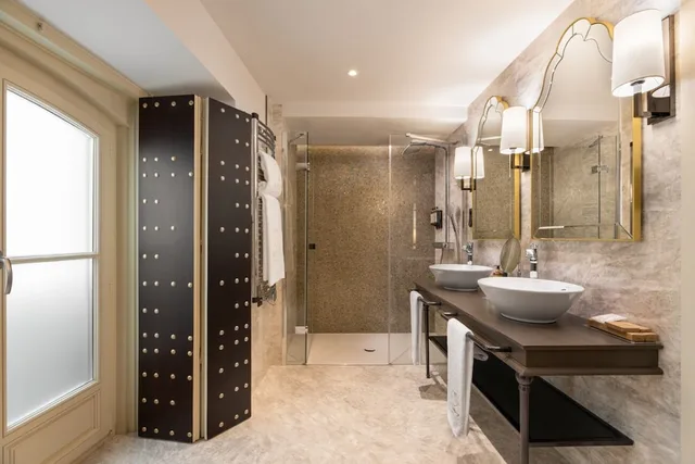 جناح جونيور بسرير كينج، Aurea Casa Palacio Sagasta 7/8