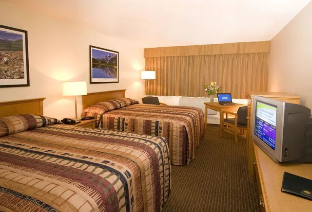 غرفة قياسية بسريرين كوين، Woodlands Inn Suites 2/3