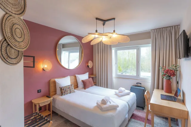 غرفة قياسية بسريرين منفصلين، Brit Hotel Bourges L Olympia 4/10