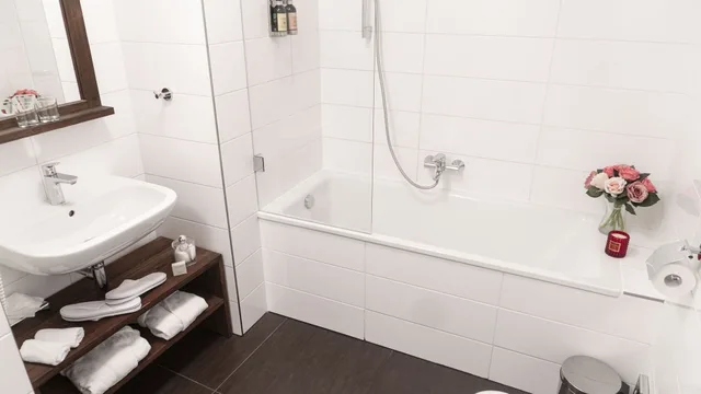 جناح تنفيذي بسرير كينج بغرفة نوم واحدة، Hotel Golden Key Prague 9/10