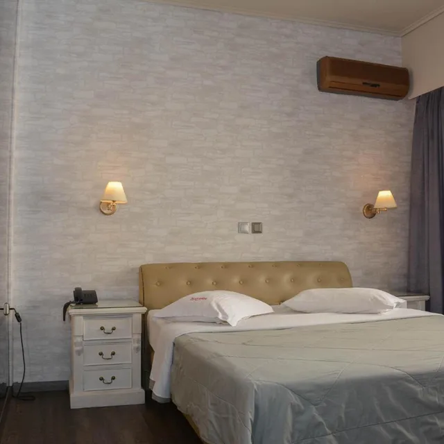 غرفة قياسية بسرير مزدوج أو سريرين منفصلين، Scorpios Hotel 4/10