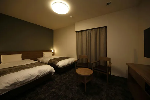 غرفة بسريرين منفصلين، Dormy Inn Nagano 1/1