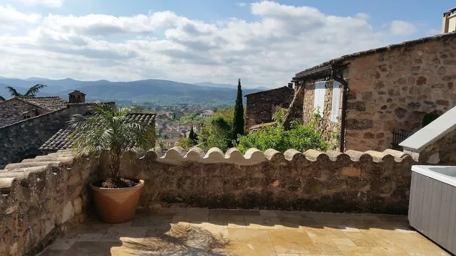Villa Arca، Draguignan 42/50