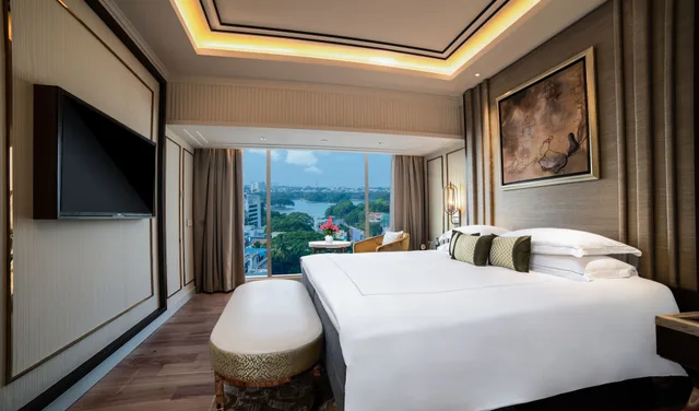 جناح بريميوم بسرير كينج، Taj MG Road Bengaluru 4/6