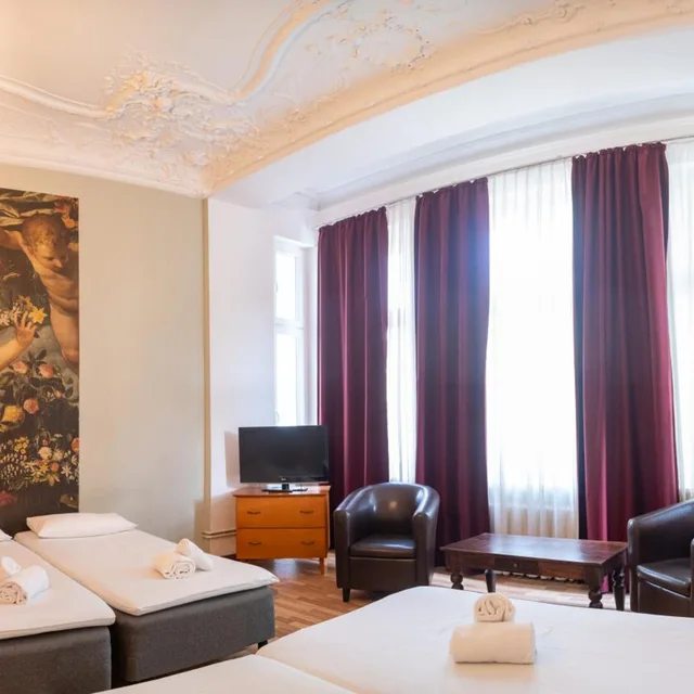 غرفة رباعية، Safestay Berlin (ex. Kult Hotel Auberge) 7/8