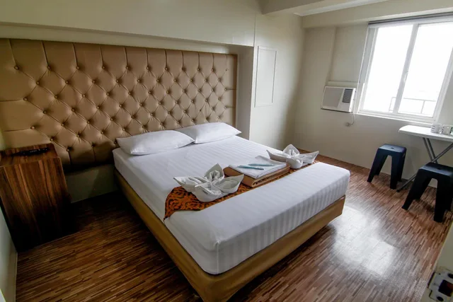 غرفة قياسية بسرير كينج بحمام مشترك، Domestic Guesthouse 1/4