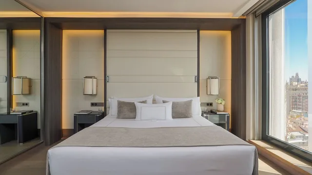 جناح ديلوكس بإطلالة على المدينة مفردة بسرير كينج، Vp Plaza Espana Design 2/8