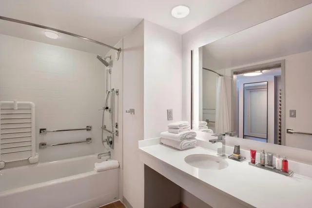 غرفة رباعية، Marriott Louisville Downtown 4/5