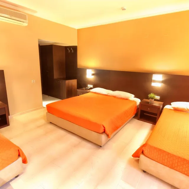 غرفة عائلية، Sofia Hotel 1/10