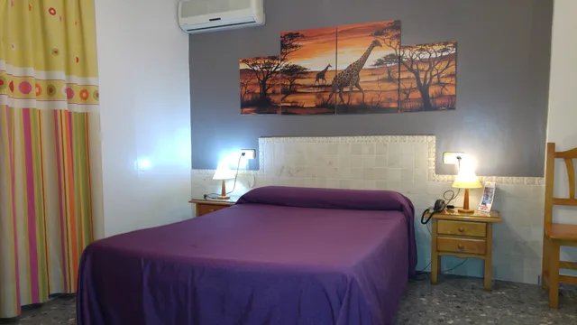 Semi Basement, Economy, Basement, Double Bed، Hotel Miraya 6/10