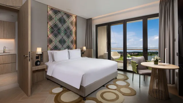 2 Bedrooms, Theme, Suite, King Bed, Bunk Bed, Lake View، Holiday Inn Resort Qionghai Guantang 2/2