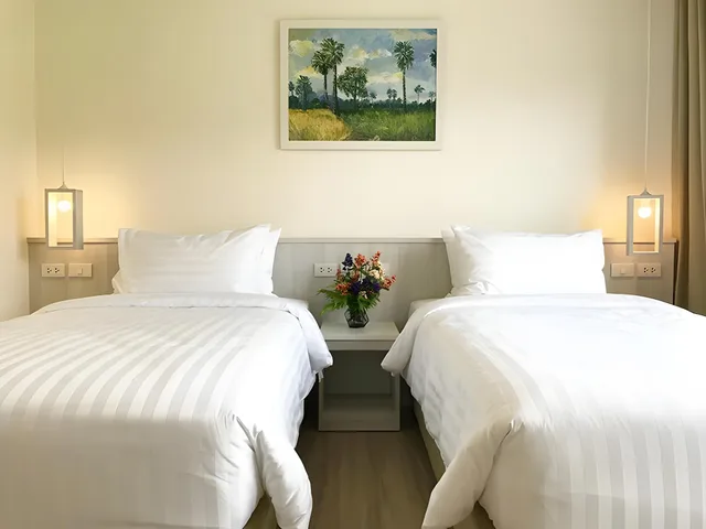 غرفة ديلوكس بسريرين منفصلين، Porestva Hotel Sriracha 2/2