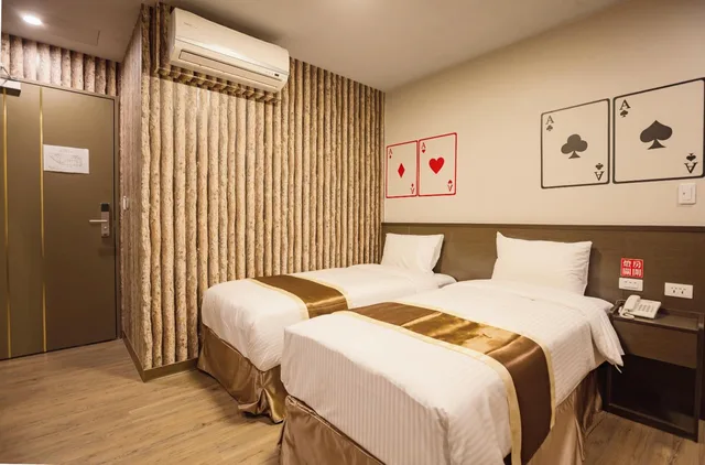 Budget, Twin Beds, No Window، A Ace Hotel 2/2