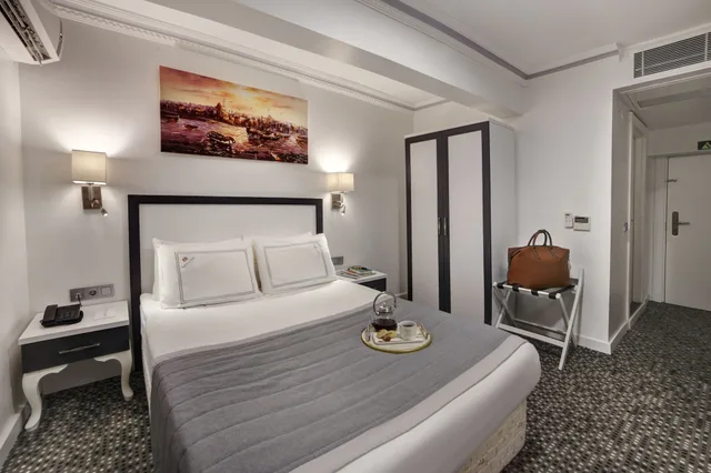 غرفة اقتصادية بسرير مزدوج، Skalion Hotel 3/6
