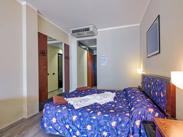 غرفة سوبيريور رباعية، Hotel Cristina 4/15