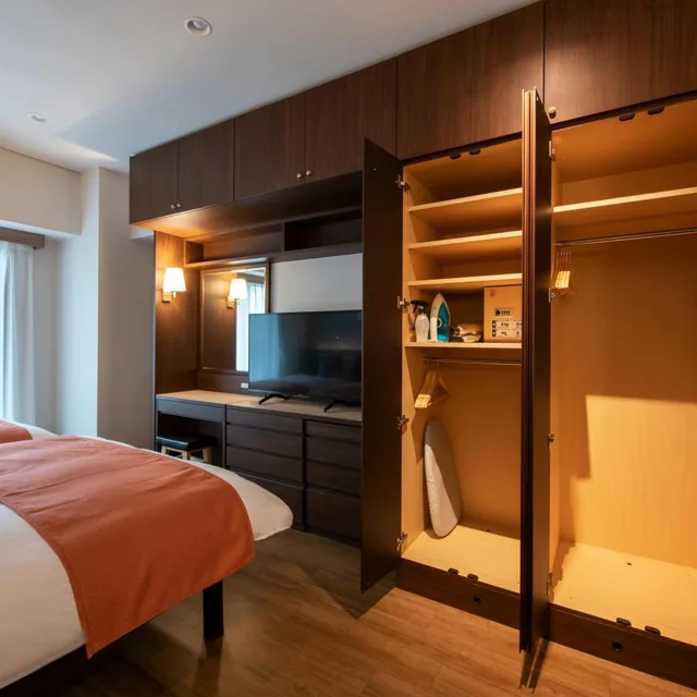 غرفة بسريرين منفصلين بشرفة، Hotel New Port Yokosuka 4/10