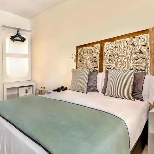 غرفة بسرير مزدوج أو سريرين منفصلين، HOTEL NEXT TO 3/10