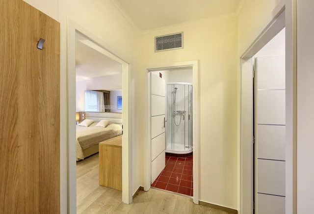 جناح بأربعة أسرّة بإطلالة على المدينة بغرفتي نوم، Salvator Boutique Hotel 4/4