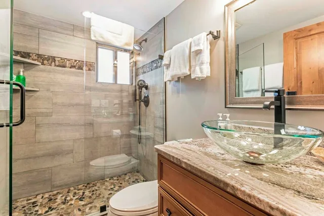 2 Bedrooms, Condo, Diamond, 2 King Beds, Bunk Bed, 2 Bathrooms، Antlers at Vail 3/5