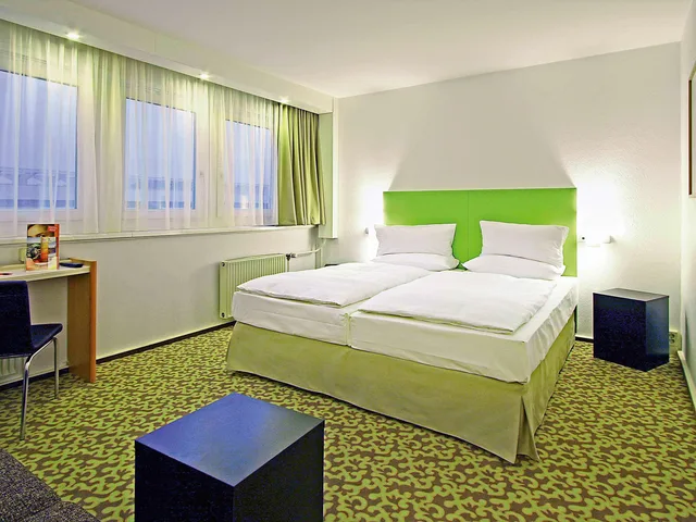 Standard, Double Bed, City Side، Ibis Dresden Koenigstein 6/8
