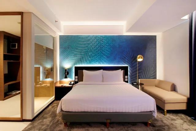 Grand, Deluxe, Single Bed, Smoking, Swiss-Belinn Airport Surabaya 2/2