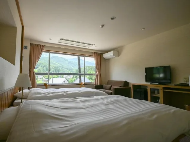 غرفة ديلوكس بسريرين منفصلين بإطلالة على الجبل، Hotel Goryukan 1/5