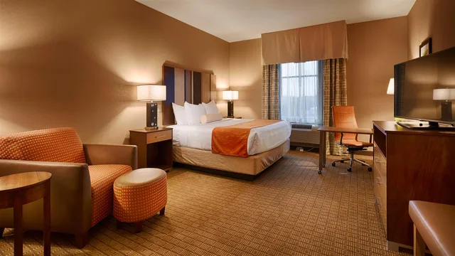 غرفة بسرير كينج لذوي الإعاقة، Best Western Plus Flatonia Inn 3/5