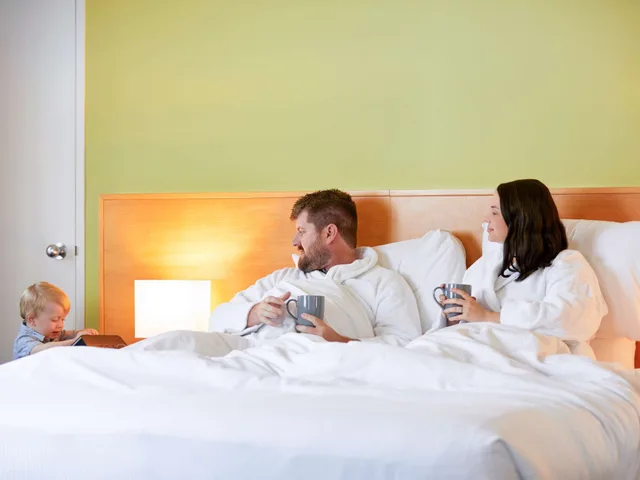 جناح جونيور بسرير كينج بإطلالة على النهر، Novotel Perth Langley 3/9
