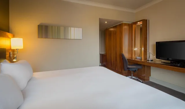 غرفة بسرير كينج لذوي الإعاقة، Hilton Liverpool City Centre 5/8