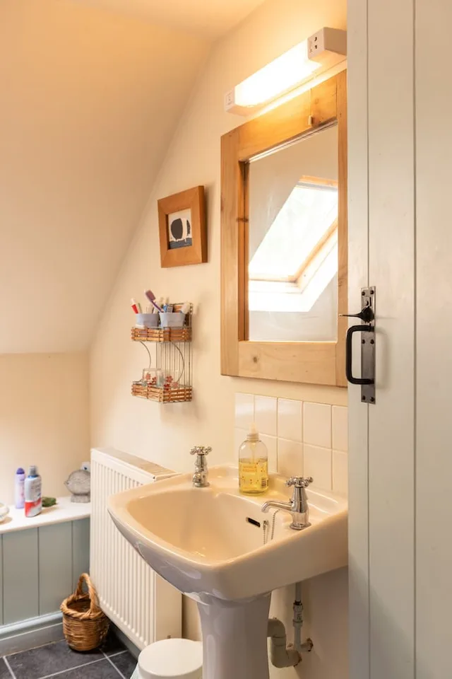كوخ بسرير كينج، Alltybrain Farm Cottages 3/4